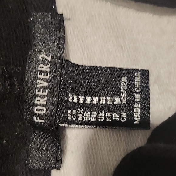 FOREVER 21 WOMEN'S BLACK & WHITE ZIPPERED HOODIE SZ M - Picture 7 of 7